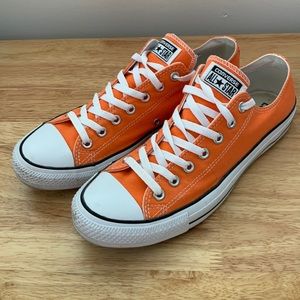 Chucks Tennessee/Clemson/Syracuse Orange Excellent Condition size 11